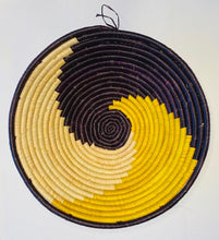 Load image into Gallery viewer, Kenya Rawanda Handmade Basket
